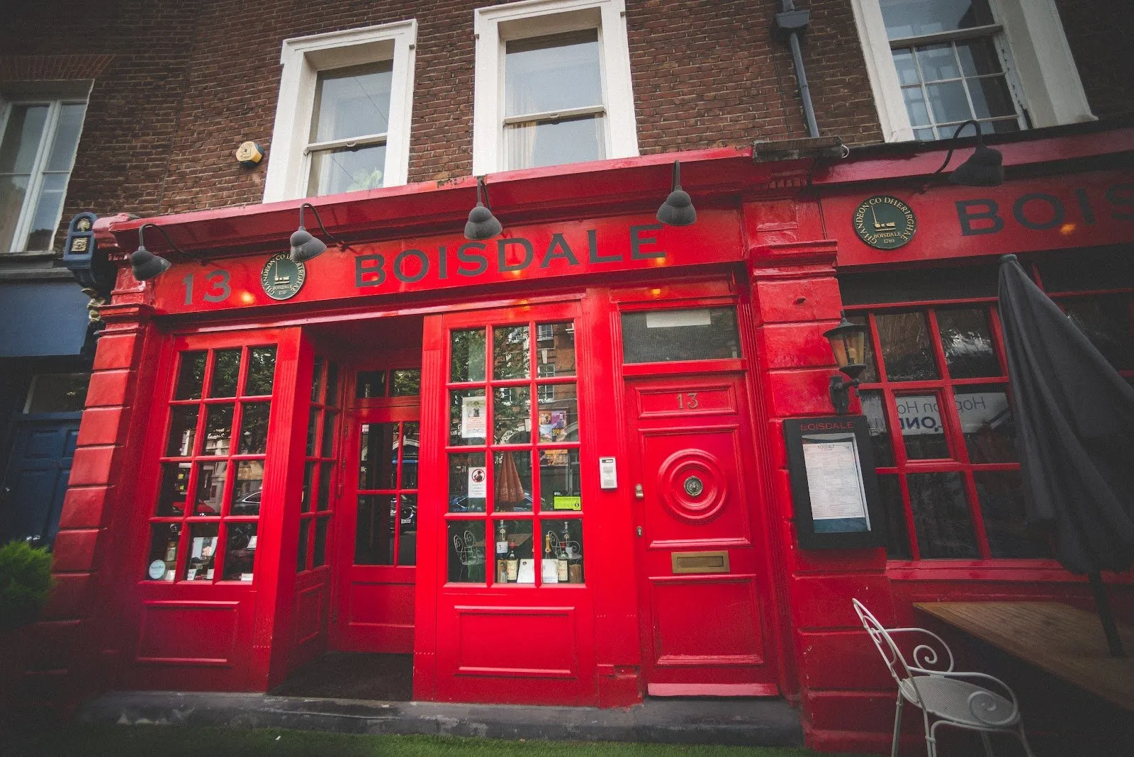 The red-painted shopfront of Boisdale at 13 Eccleston Street in Belgravia