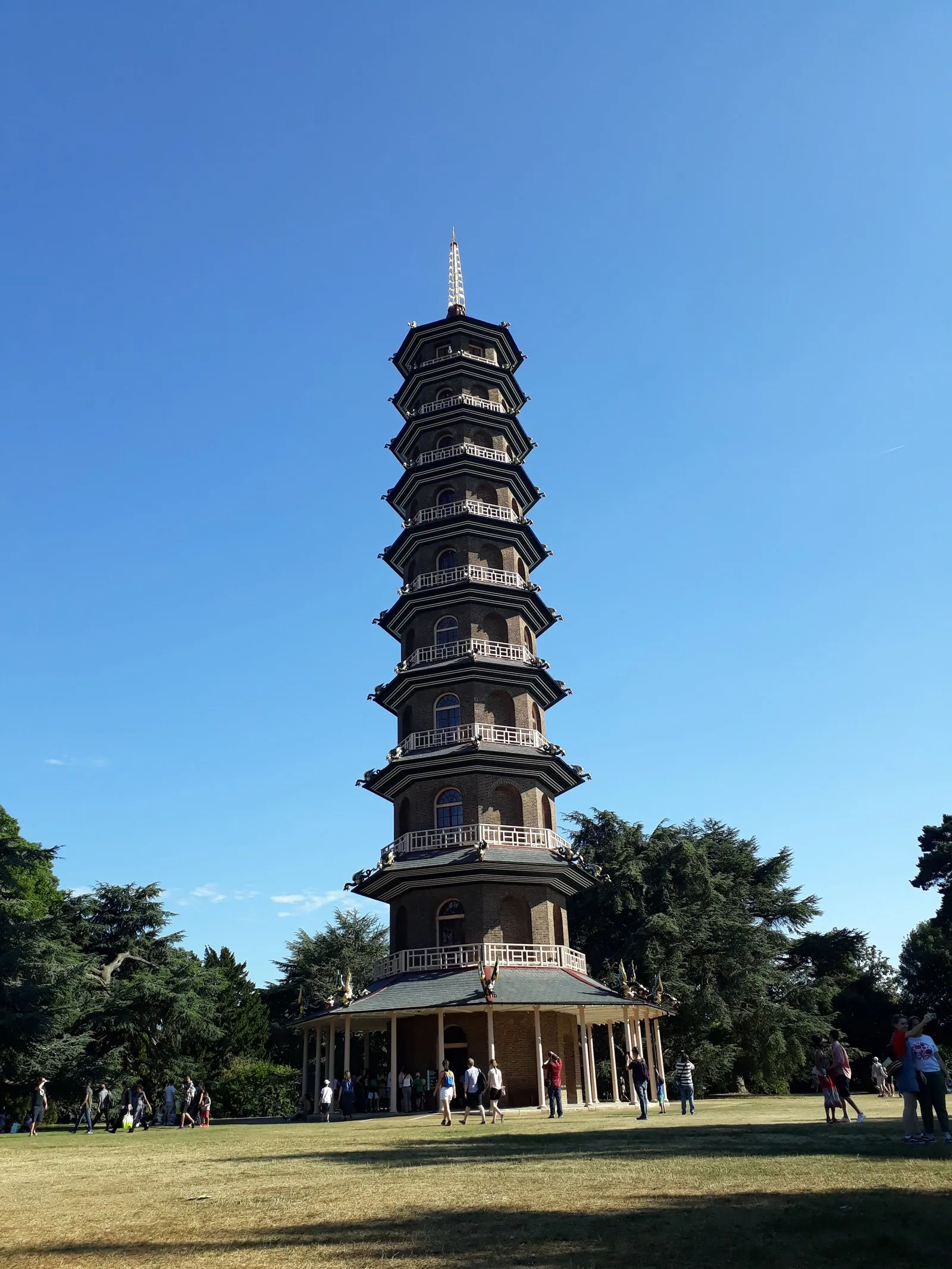The ten-storey Great Pagoda at Kew Gardens against a blue sky